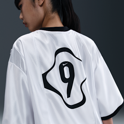 Nike Sportswear Women's Short-Sleeve Graphic Jersey Top