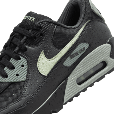 Nike Air Max 90 GORE-TEX Men's Winterized Shoes