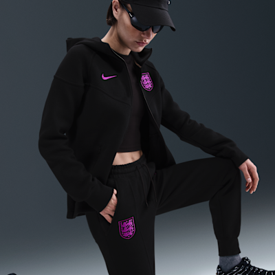 Engeland Tech Nike voetbaljoggingbroek van fleece met halfhoge taille voor dames
