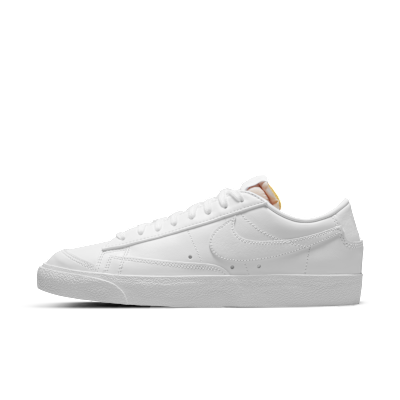 Nike Blazer Low '77 Women's Shoe. Nike LU