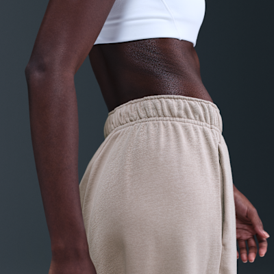 Nike Sportswear Club Fleece Women's Mid-Rise Oversized Sweatpants