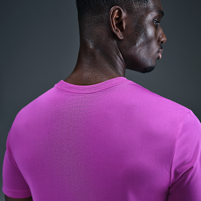 Nike Dri-FIT Legend Men's Fitness T-Shirt