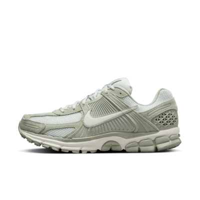 Nike Zoom Vomero 5 Shoes