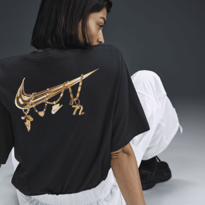 Playera de manga corta holgada con gráfico para mujer Nike Sportswear