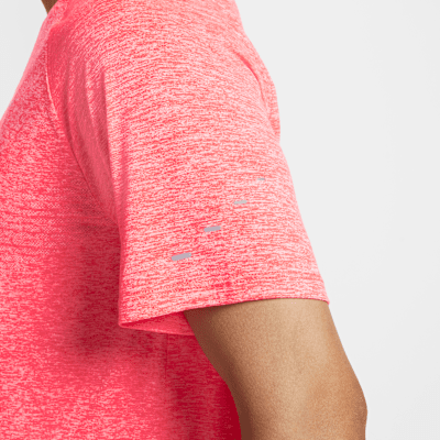 Nike Stride 男款 Dri-FIT ADV 短袖跑步上衣