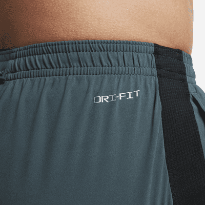 Nike Dri-FIT Run Division Stride Men's Running Shorts