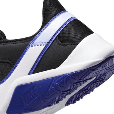 legend essential sneaker nike