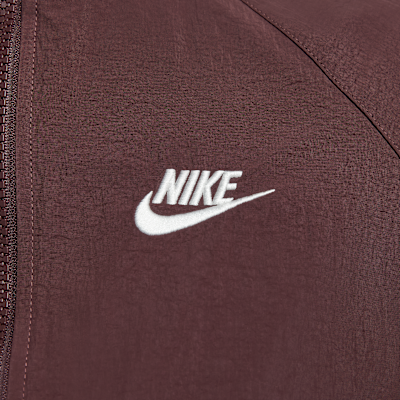 เสื้อแจ็คเก็ตผู้หญิงแบบทอ Nike Sportswear Windrunner