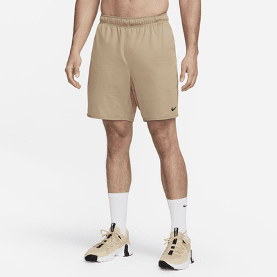 Shorts versátiles sin forro Dri-FIT de 18 cm para hombre Nike Totality