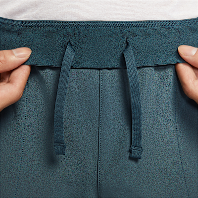 กางเกงเทนนิสขาสั้น 6 นิ้วผู้ชาย Dri-FIT NikeCourt Advantage