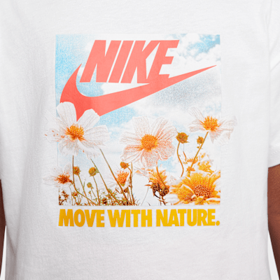 Nike Sportswear Big Kids' (Girls') T-Shirt