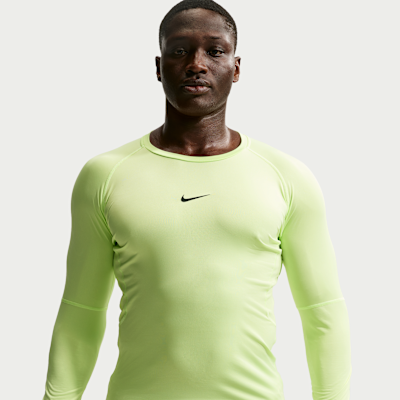 Haut de fitness ajusté à manches longues Dri-FIT Nike Pro pour homme