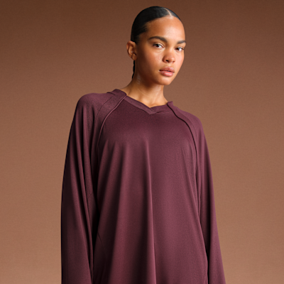 NikeSKIMS Airy Women's Oversized V-Neck Long-Sleeve Top