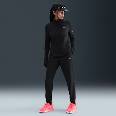 Nike Tempo Warm