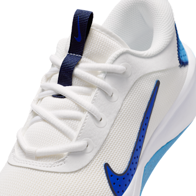 Nike Omni Multi-Court Older Kids' Indoor Court Shoes