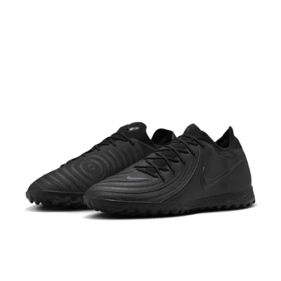 Tacos de fútbol TF de corte low Nike Phantom GX 2 Pro