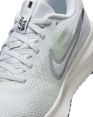 Nike Run Defy
