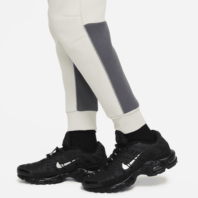 Spodnie dla dużych dzieci (chłopców) Nike Sportswear Tech Fleece