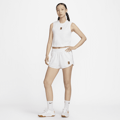 กางเกงเทนนิสขาสั้นผ้าเฟรนช์เทรีเอวปานกลางผู้หญิง NikeCourt Heritage