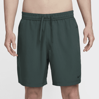 Shorts Dri-FIT de 18 cm versátiles sin forro para hombre Nike Form