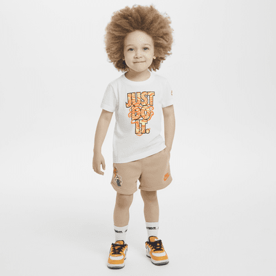 Nike Sportswear Create Your Own Adventure French-Terry-Shorts mit Grafik für Kleinkinder