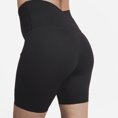 Shorts de ciclismo de maternidad de tiro alto de 20 cm de sujeción ligera con bolsillos para mujer Nike Zenvy (M)