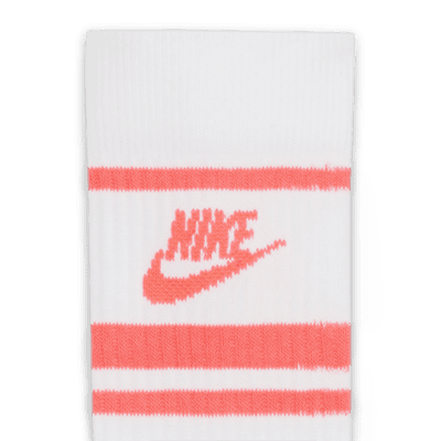 Nike Sportswear Dri-FIT Everyday Essential Crew Socks (3 Pairs)