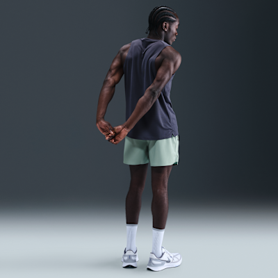Shorts de correr Dri-FIT de 13 cm con forro de ropa interior para hombre Nike Challenger