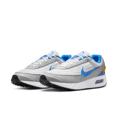 Nike College Air Max Verse (UCLA) Men's Shoes