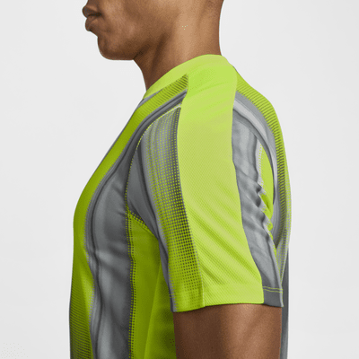 Nike Academy Men's Dri-FIT Short-Sleeve Soccer Top