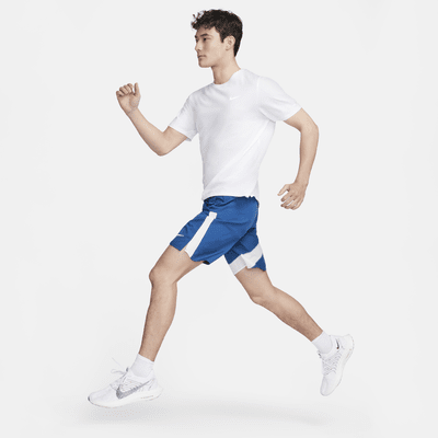 กางเกงขาสั้นอเนกประสงค์ 9 นิ้วไม่มีซับในผู้ชาย Nike Dri-FIT Challenger