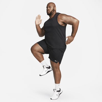 Shorts versátiles sin forro Dri-FIT de 18 cm para hombre Nike Totality