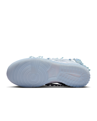 Nike Dunk 低筒女款藝術家系列