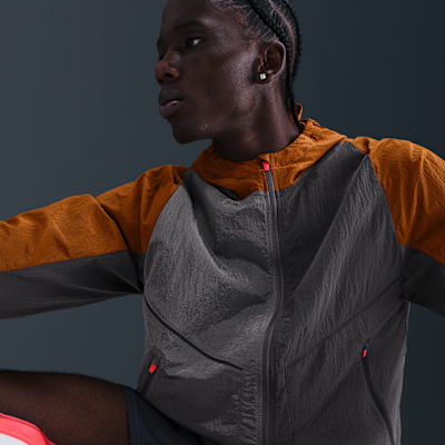 Nike Running Division Chaqueta de running repelente al agua - Hombre