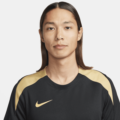 เสื้อฟุตบอลแขนสั้นผู้ชาย Dri-FIT Nike Strike