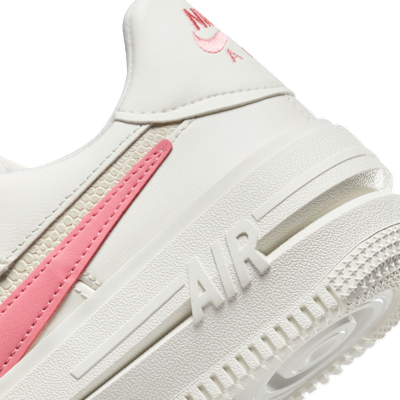 รองเท้าผู้หญิง Nike Air Force 1 PLT.AF.ORM