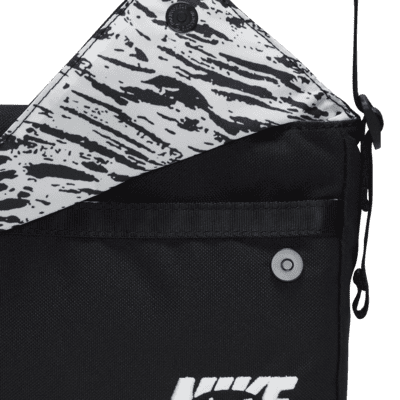 Nike Sportswear Futura 365 Cross-body Bag (3L)