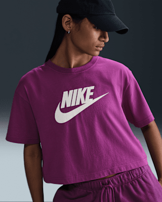 Женская футболка Nike Sportswear Essential Cropped Logo