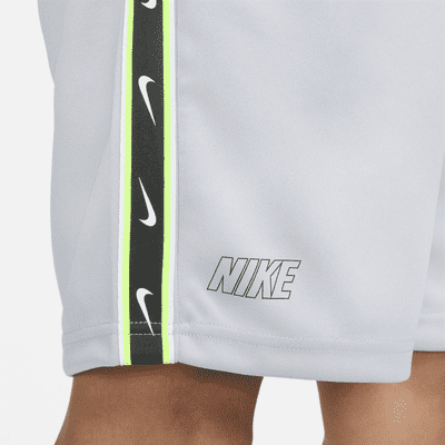 Shorts Repeat Nike Sportswear – Uomo