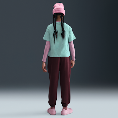 Nike Sportswear Essential Genç Çocuk (Kız) Tişörtü