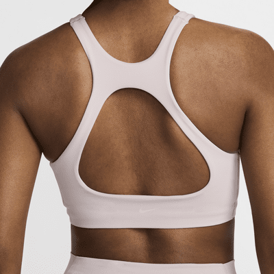 Bra deportivo de media sujeción con forro ligero para mujer Nike One