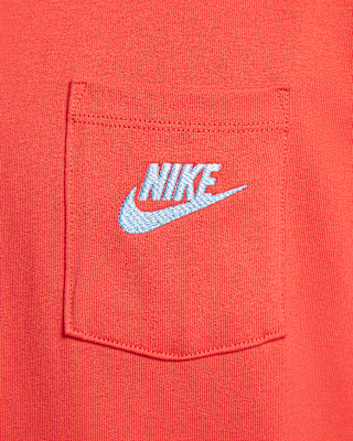Nike Sportswear Premium Essentials