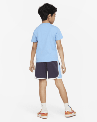 metal Son Disfrazado Conjunto de 2 piezas para niños de preescolar (conjunto con shorts de malla  Nike Sportswear Coral Reef). Nike.com