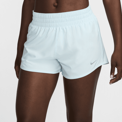 Shorts con forro de ropa interior Dri-FIT de tiro medio de 8 cm para mujer Nike One