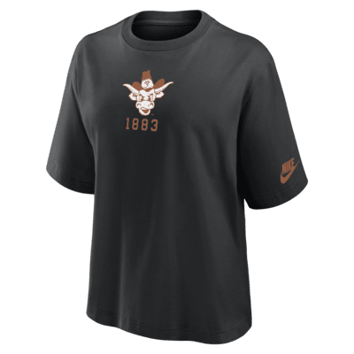 Playera universitaria Nike para mujer Texas Longhorns Legacy Established Boxy