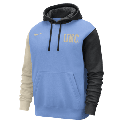 UNC Club Fleece Men's Nike Pullover Hoodie. Nike.com