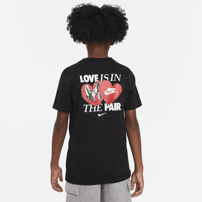 Nike Sportswear Older Kids' T-Shirt