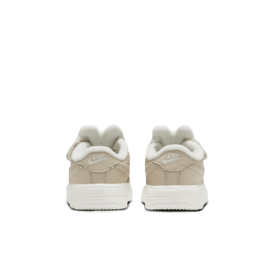 Tenis para bebé e infantiles Nike Force 1 Low SE EasyOn