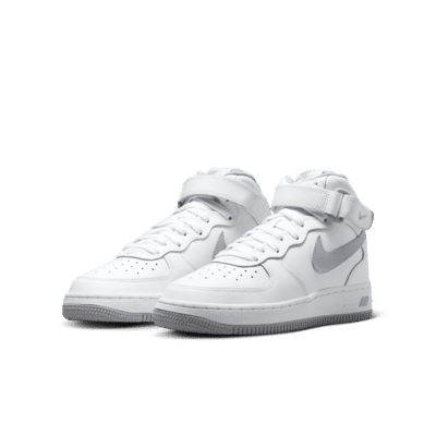 cuanto cuestan los nike air force 1