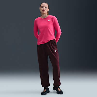 Nike Sportswear Club Women's Long-Sleeve T-Shirt